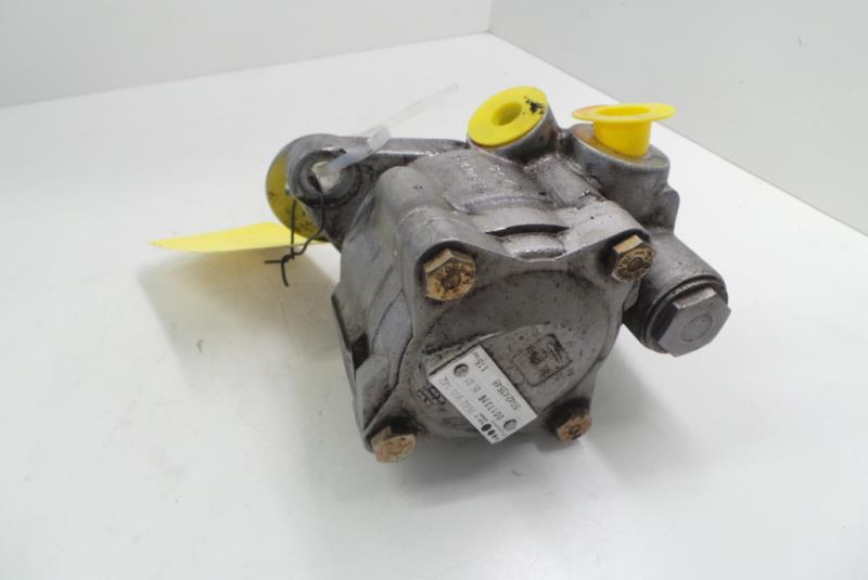 Iveco Daily 50C15 Bj.2007 original Servopumpe Servolenkung ZF 7682955142